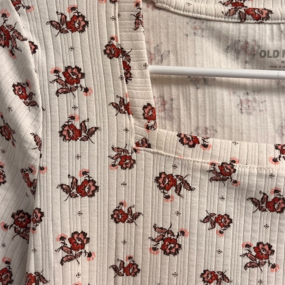 Old Navy White Floral Long Sleeve Top - Picture 3 of 5
